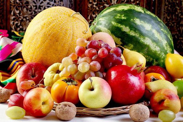 Талибы проявили желание экспортировать фрукты в Узбекистан