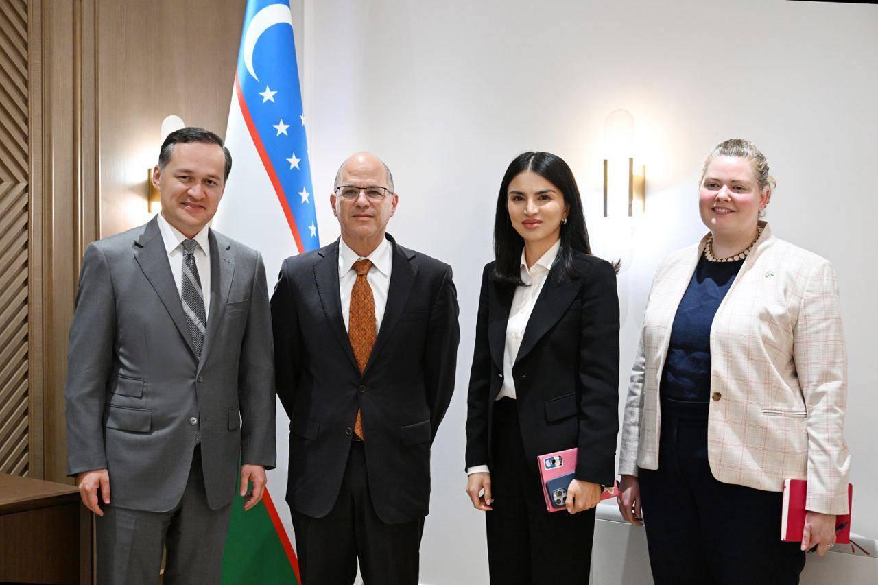 Саида Мирзиёева и Комил Алламжонов переговорили с послом США в Узбекистане