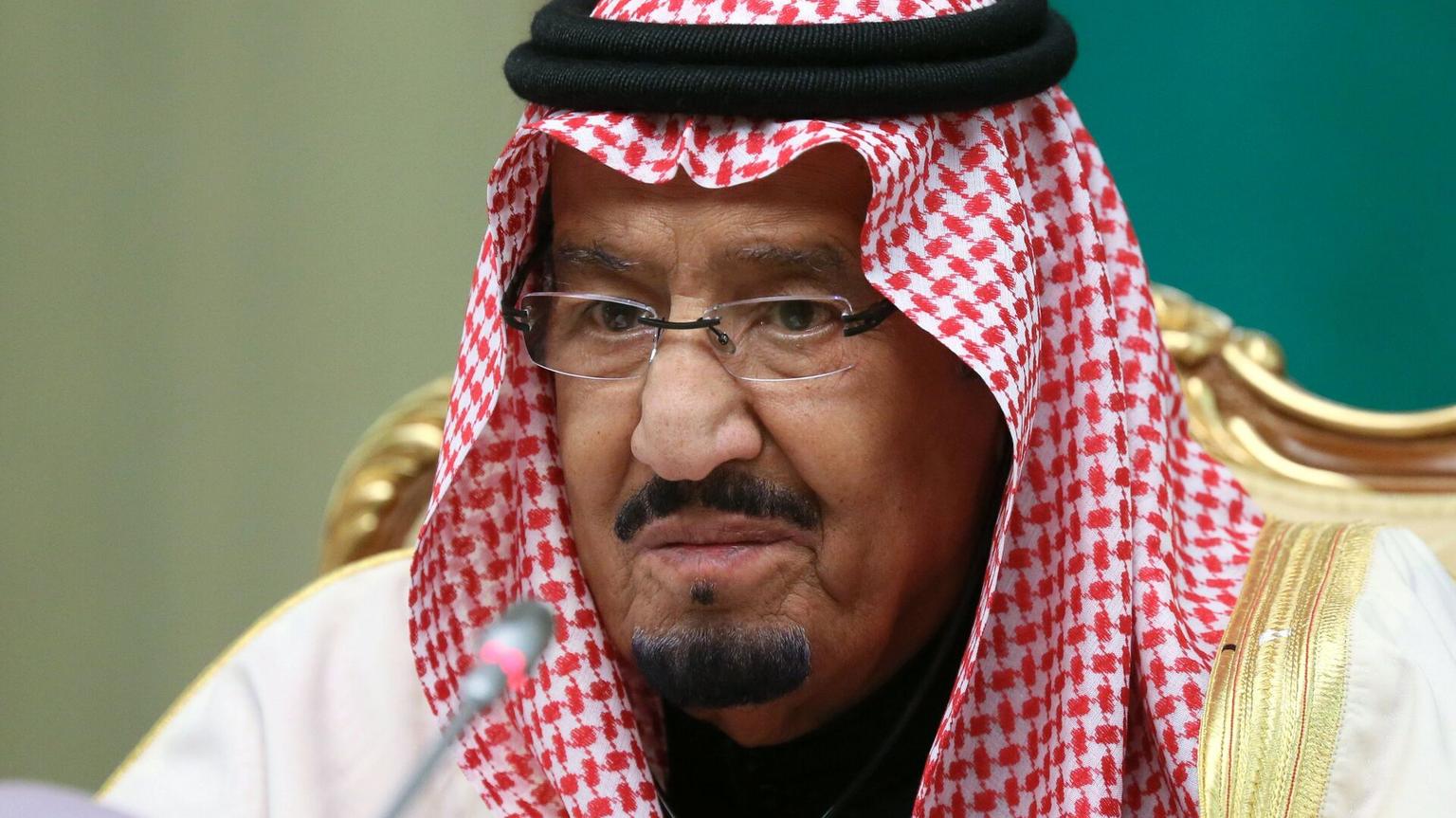 Саудия Арабистони қироли пневмония билан касалланди