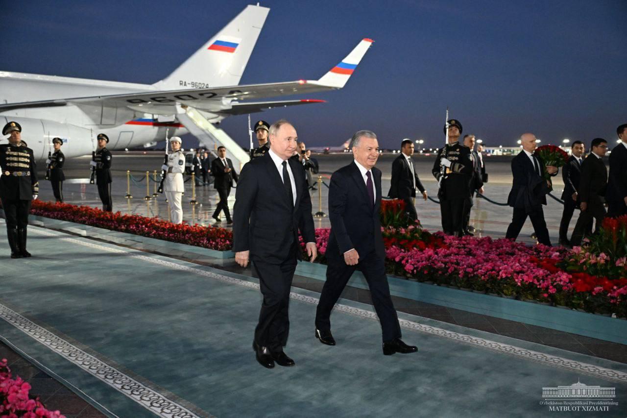 Владимир Путин прибыл в Ташкент с государственным визитом