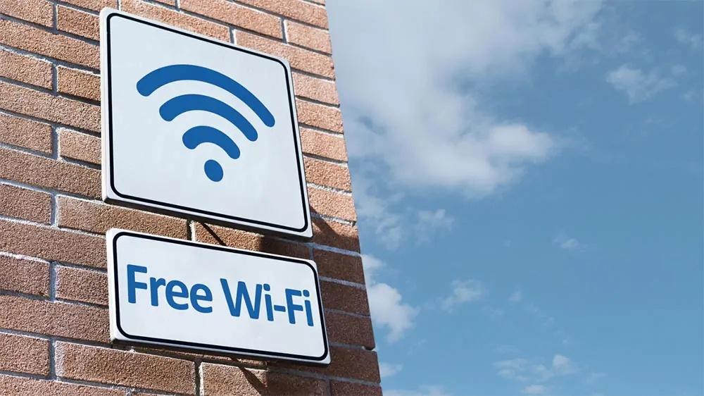 В парках, бульварах и на набережных проведут бесплатный Wi-Fi