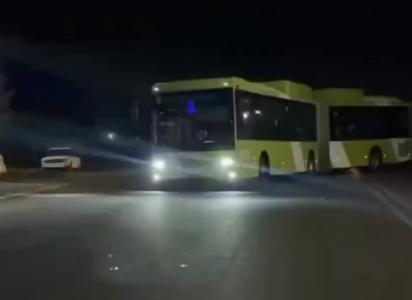 В Ташкенте уволили водителя автобуса-«гармошки», нарушившего ПДД
