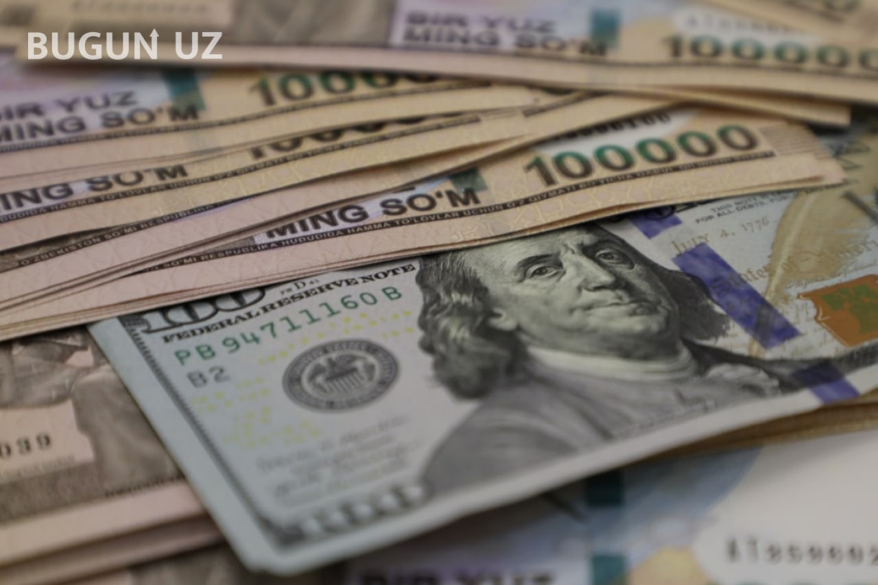 В Узбекистане курс доллара вновь вырос
