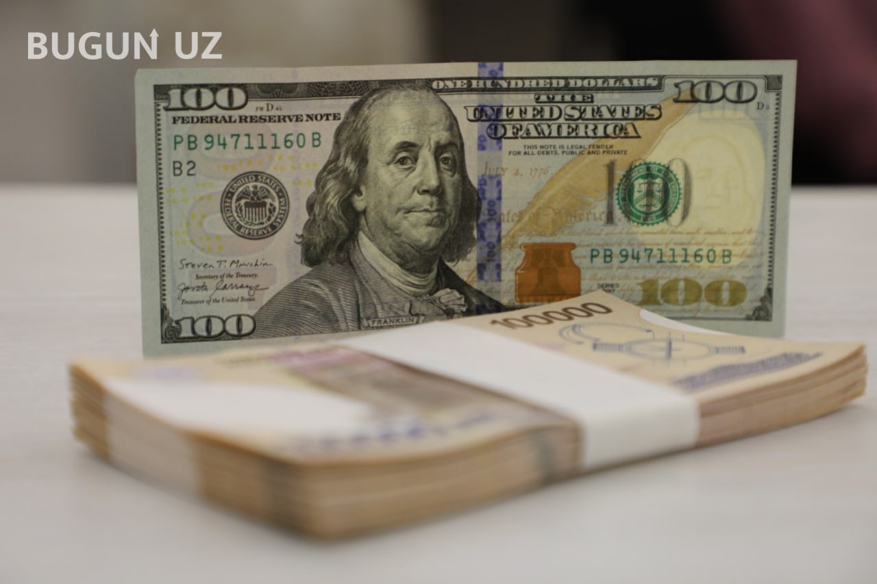Курс доллара в Узбекистане вновь пошел вверх