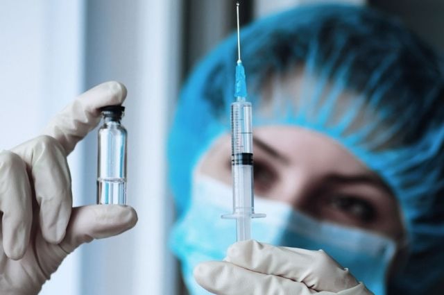 Частные лаборатории смогут проводить платную вакцинацию от коронавируса
