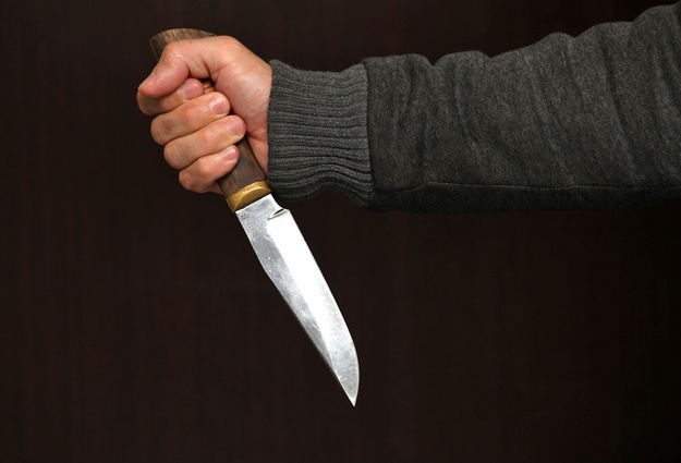 В Каракалпакстане парень зарезал свою девушку за то, что она вышла замуж за другого