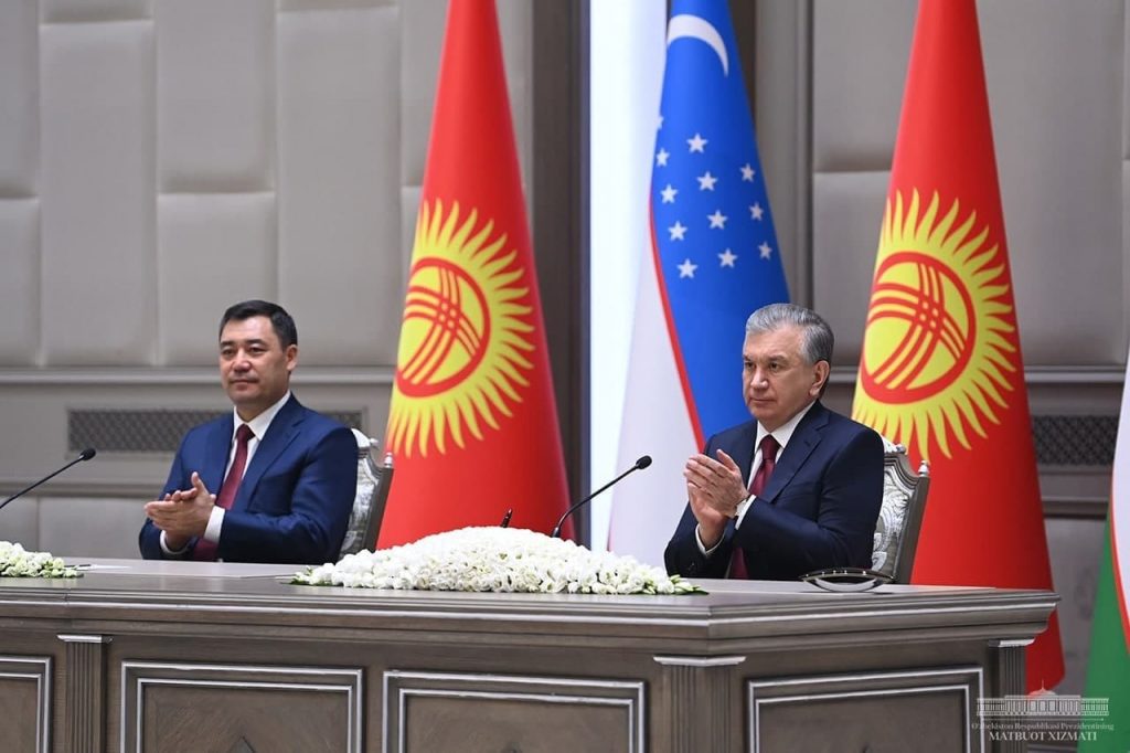 В рамках визита президента Кыргызстана в Узбекистан было подписано 22 документа
