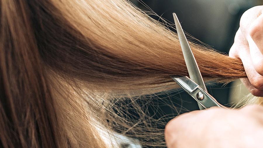 В Андижанской области парень отрезал волосы девушке и забрал её телефон