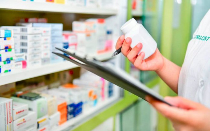В Узбекистане ряд аптек завышали стоимость лекарственных средств