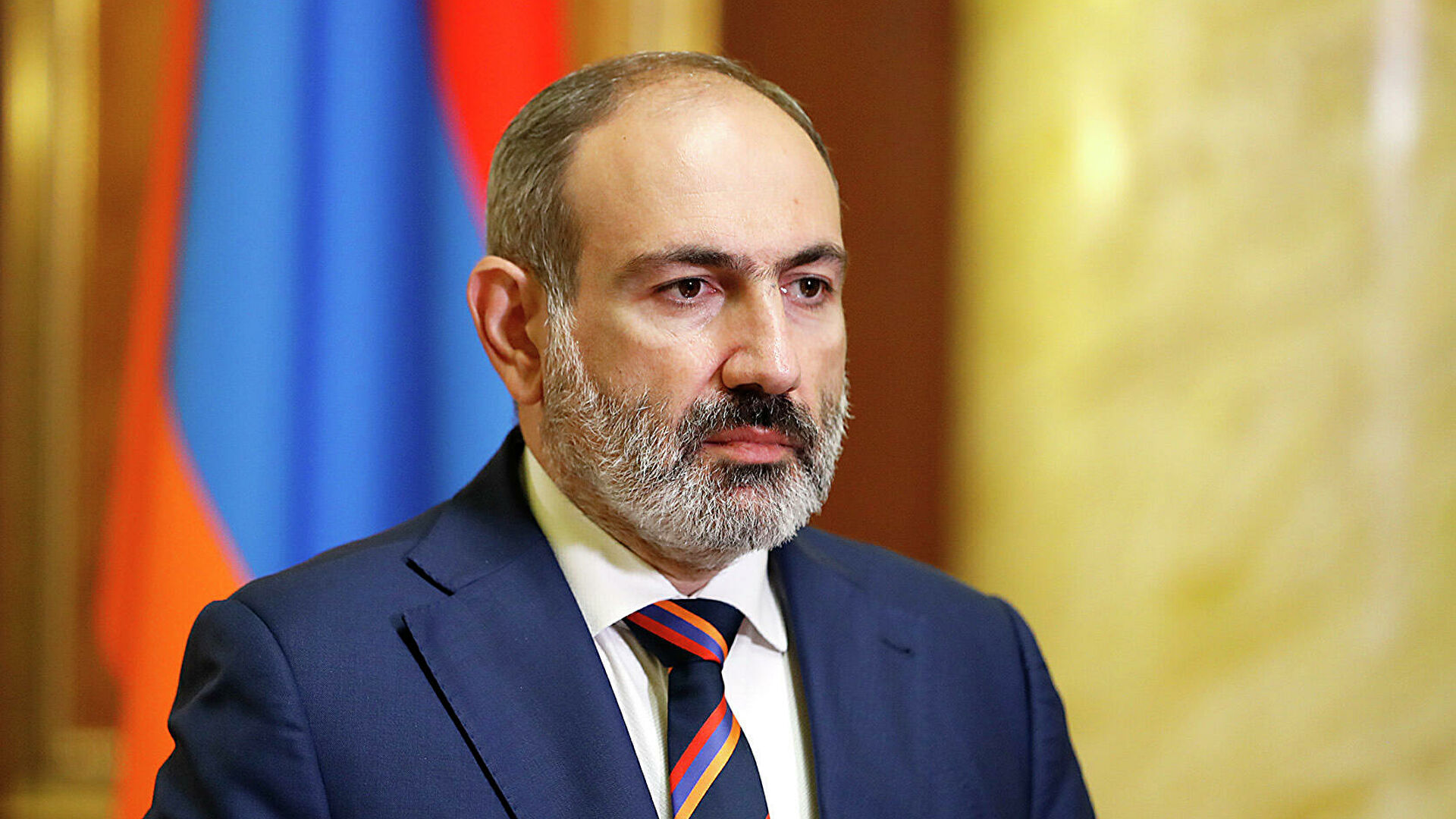 Премьер-министр Армении Никол Пашинян ушел в отставку