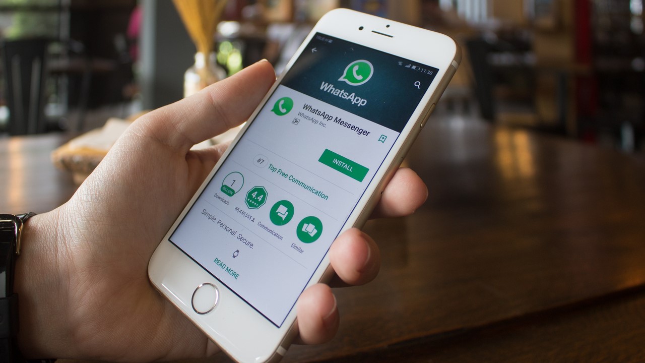 Пользователям WhatsApp могут ограничить возможности в приложении