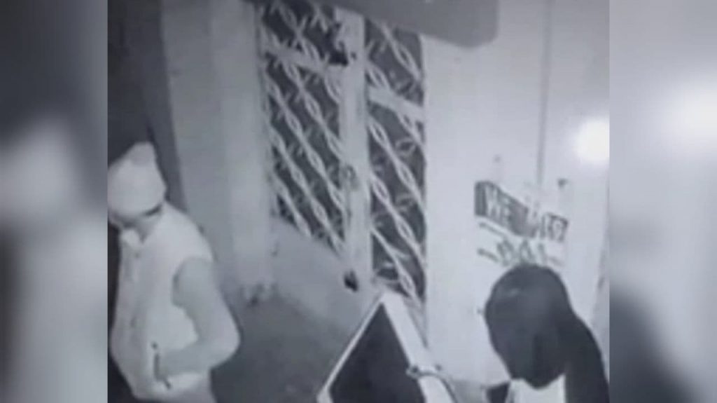Вынесен приговор мужчинам, укравшим деньги из пяти банкоматов в столице