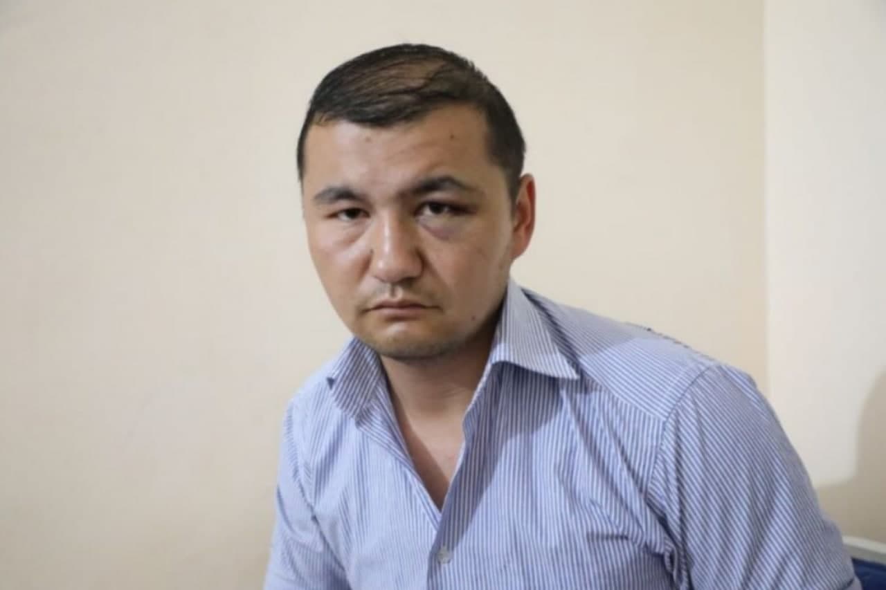 В Кашкадарьинской области трое мужчин избили учителя английского языка за двойку