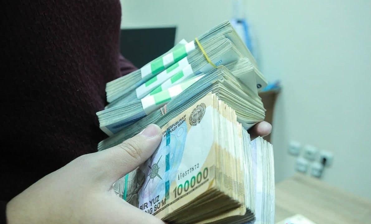 В Навоийской области предприниматели присвоили деньги, предназначенные на коммунальные услуги