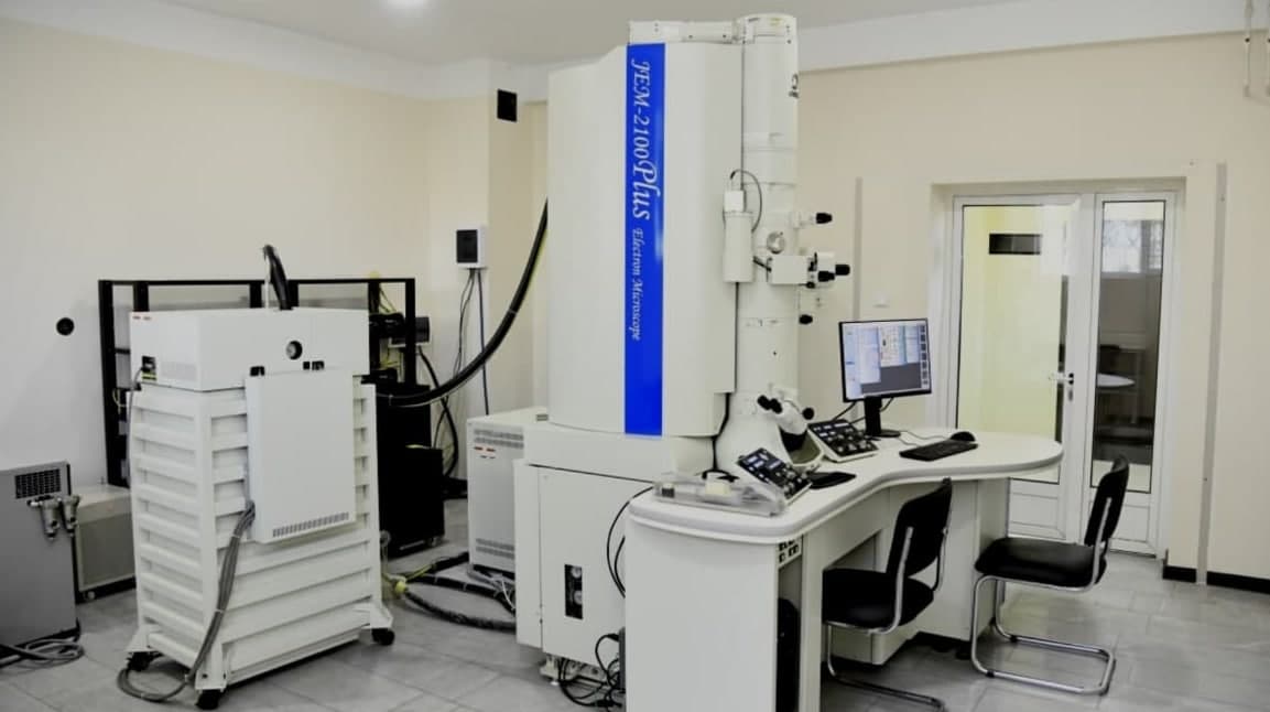 В Узбекистан привезли японский электронный наномикроскоп для исследования коронавируса