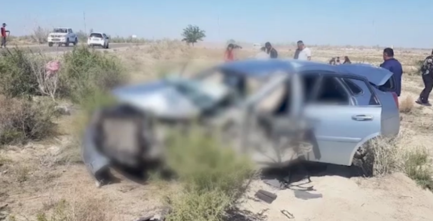 В Бухарской области водитель Lacetti уснул за рулём и врезался в грузовик – видео