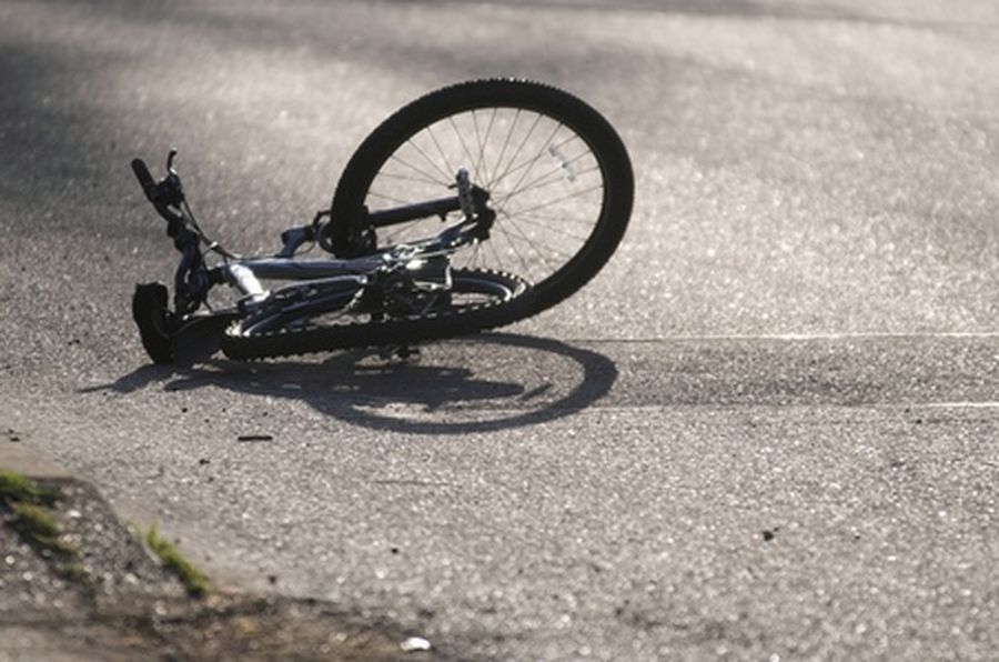 В Намангане водитель Malibu сбил велосипедиста