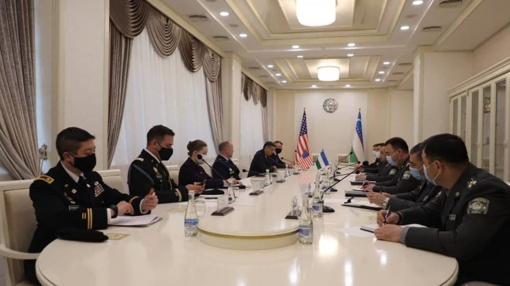В Узбекистан прибыла военная делегация из США