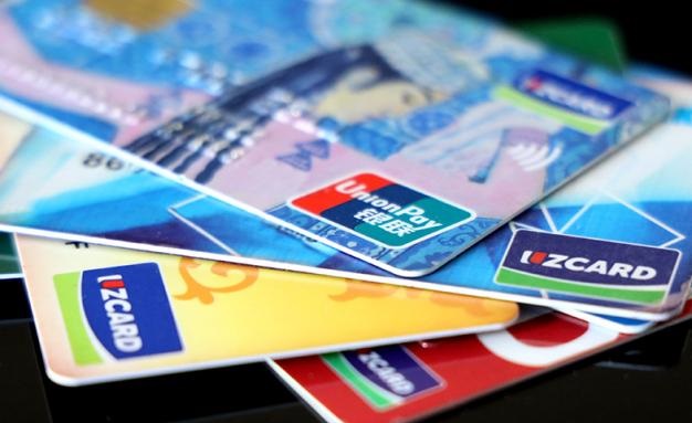 Принят новый порядок выпуска и обращения банковских карт в Узбекистане