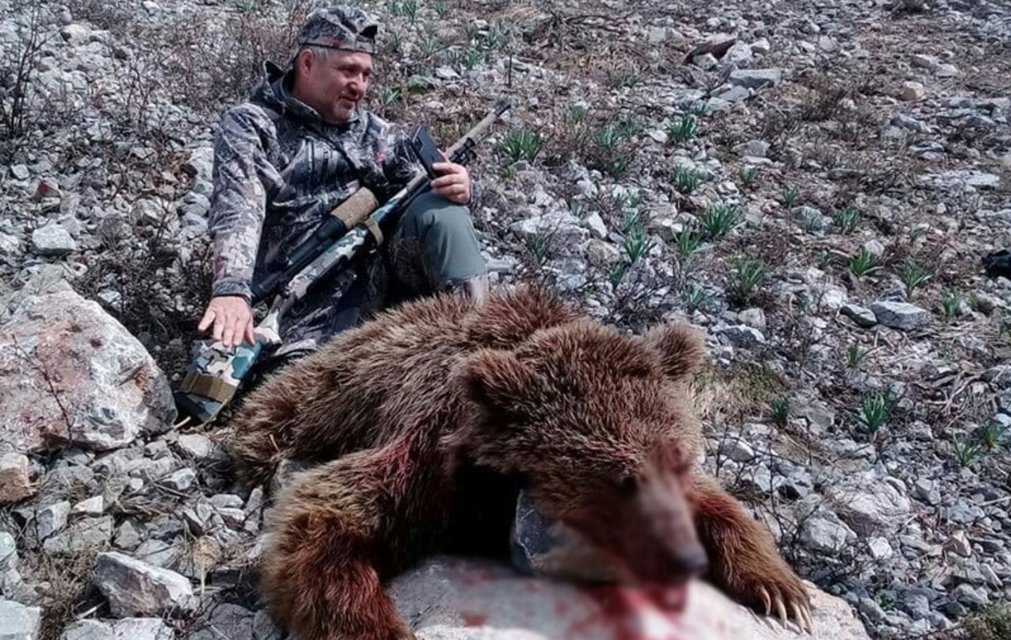 Россиянин убил медведя из Красной книги в Узбекистане: у него было разрешение