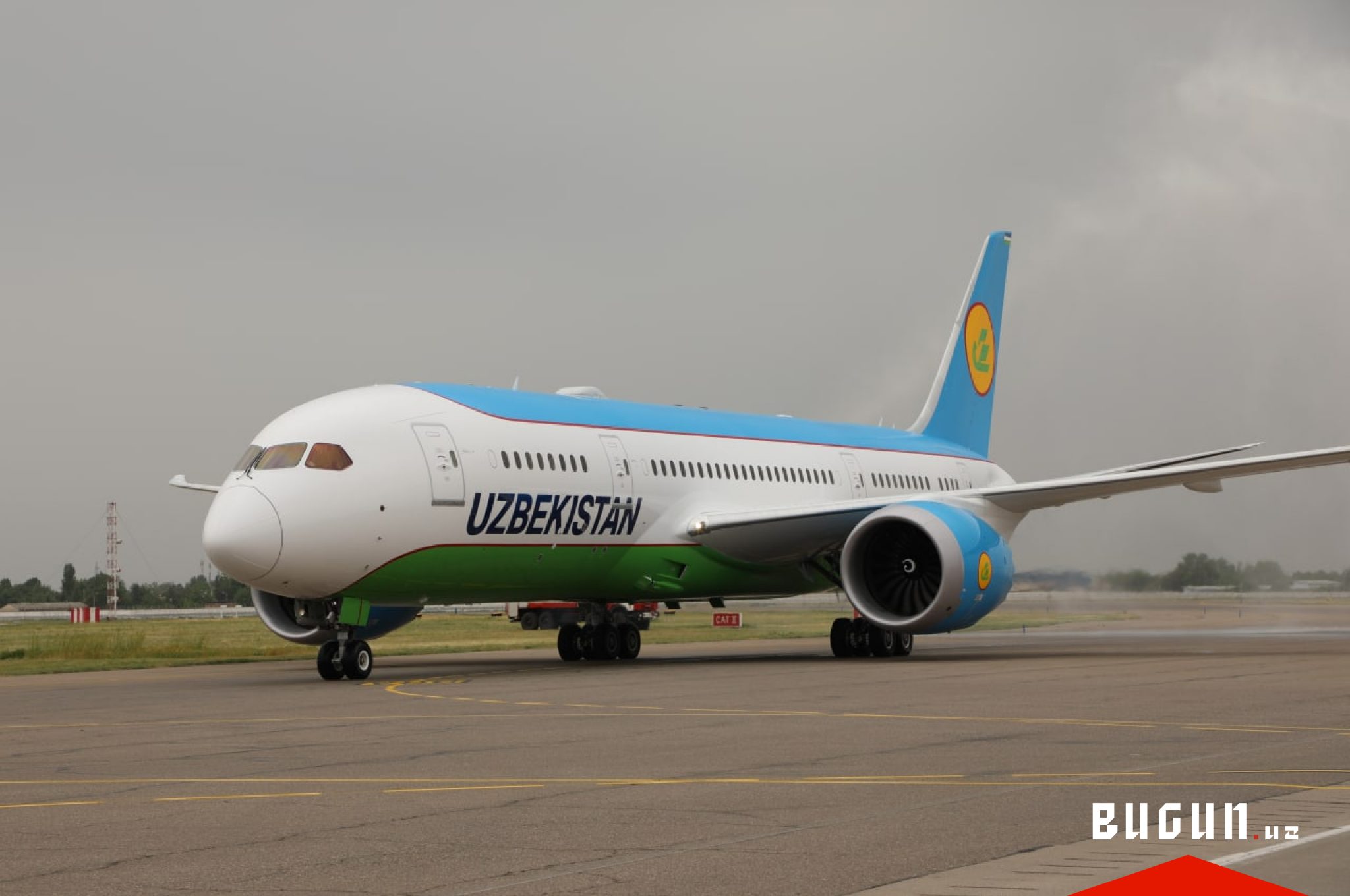 В Ташкент прибыл шестой самолет Boeing Dreamliner 787-8