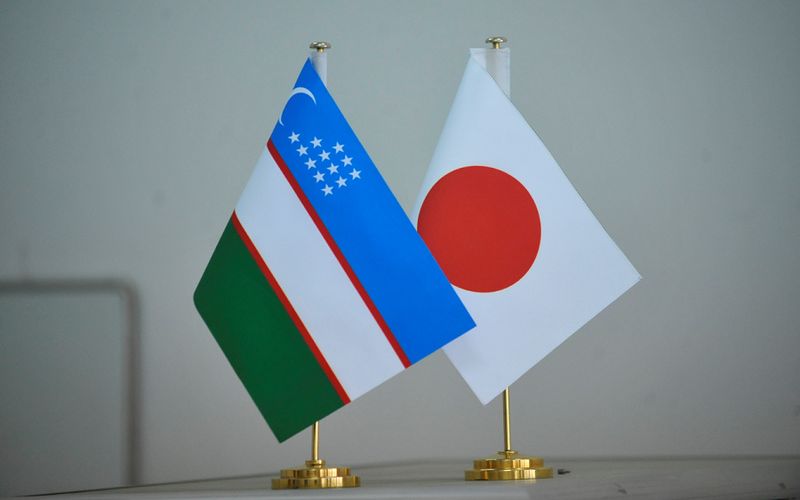 Президент Узбекистана и премьер-министр Японии обсудили перспективы сотрудничества