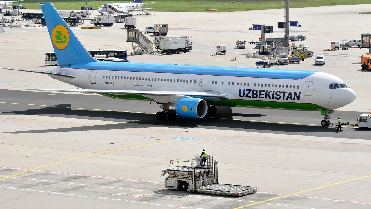 UzAirways продаст 17 самолетов другим компаниям