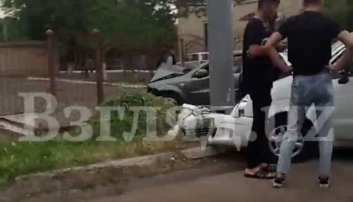 В Ташкенте автомобиль Matiz врезался в Lacetti – видео