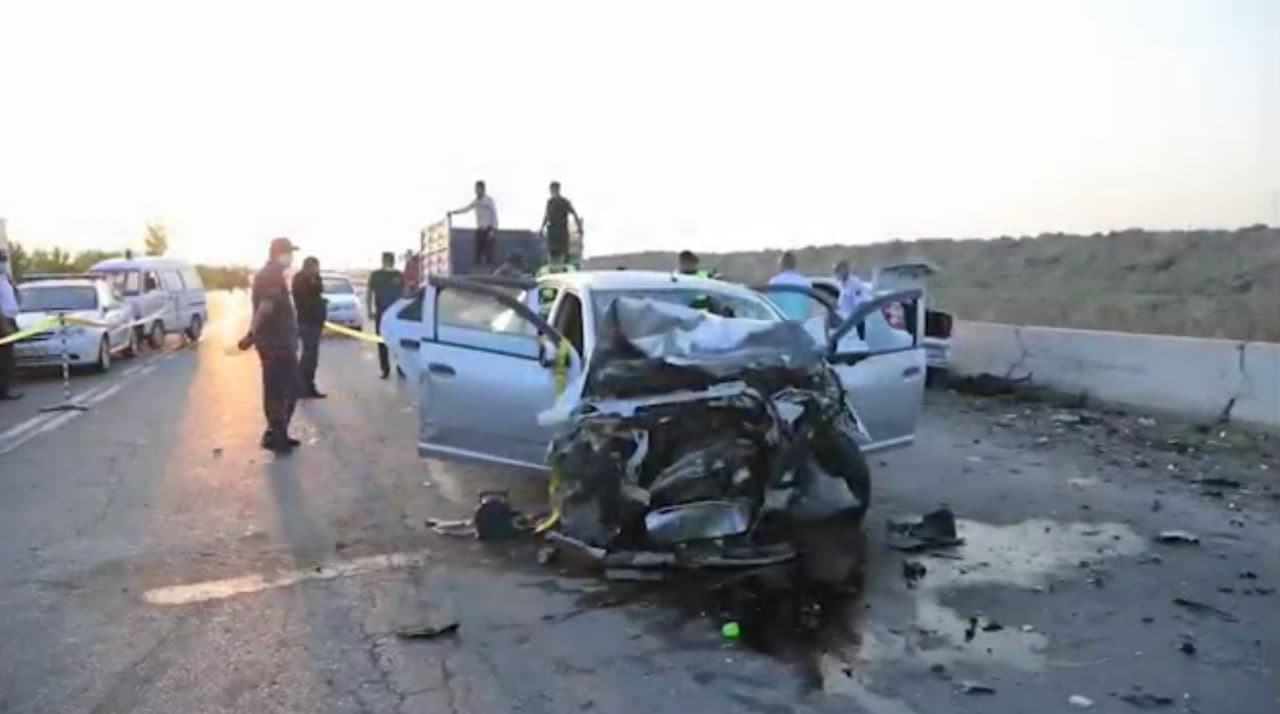 Из-за столкновения двух машин в Ферганской области скончались шесть человек — видео