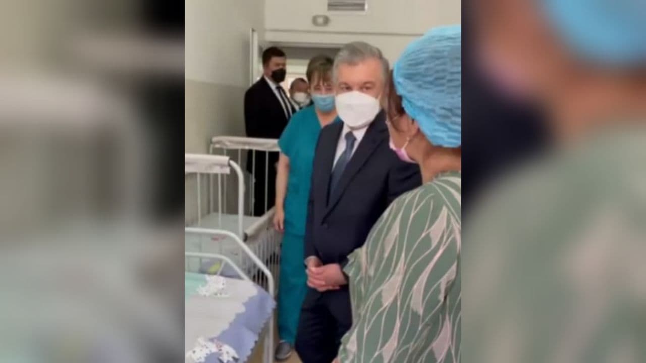 Президент посетил медицинский центр гематологии и побеседовал там с детьми – видео