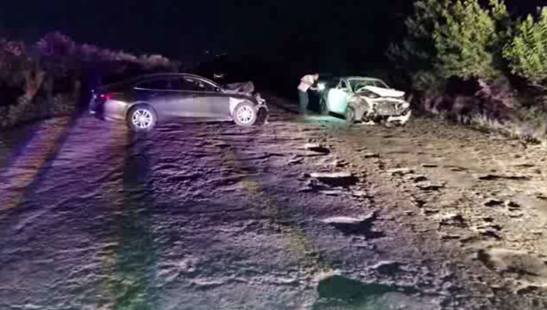 В Кашкадарьинской области столкнулись автомобили Cobalt и Malibu – видео