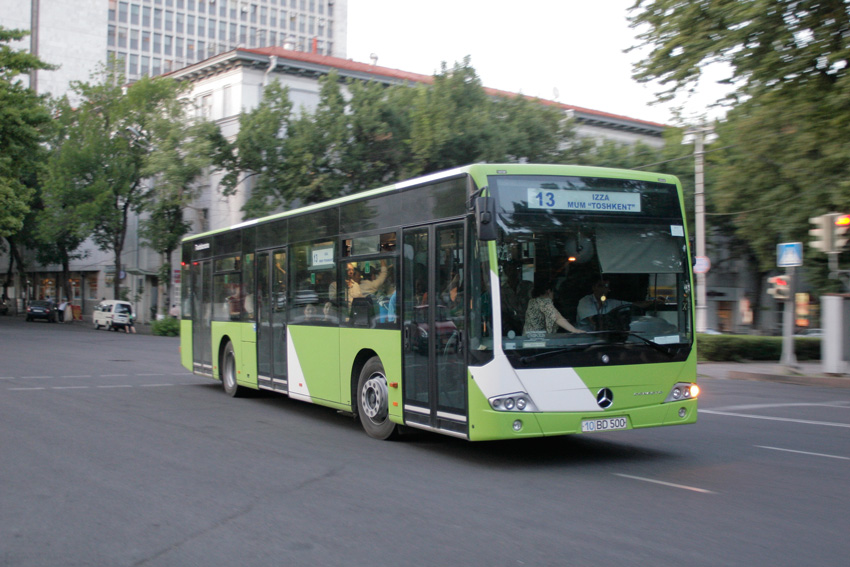 Узбекистанцы смогут ездить на общественном транспорте бесплатно