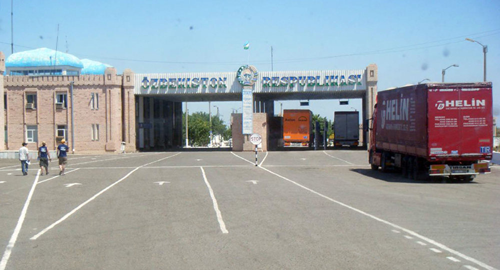 Узбекистан и Таджикистан могут возобновить автобусное сообщение