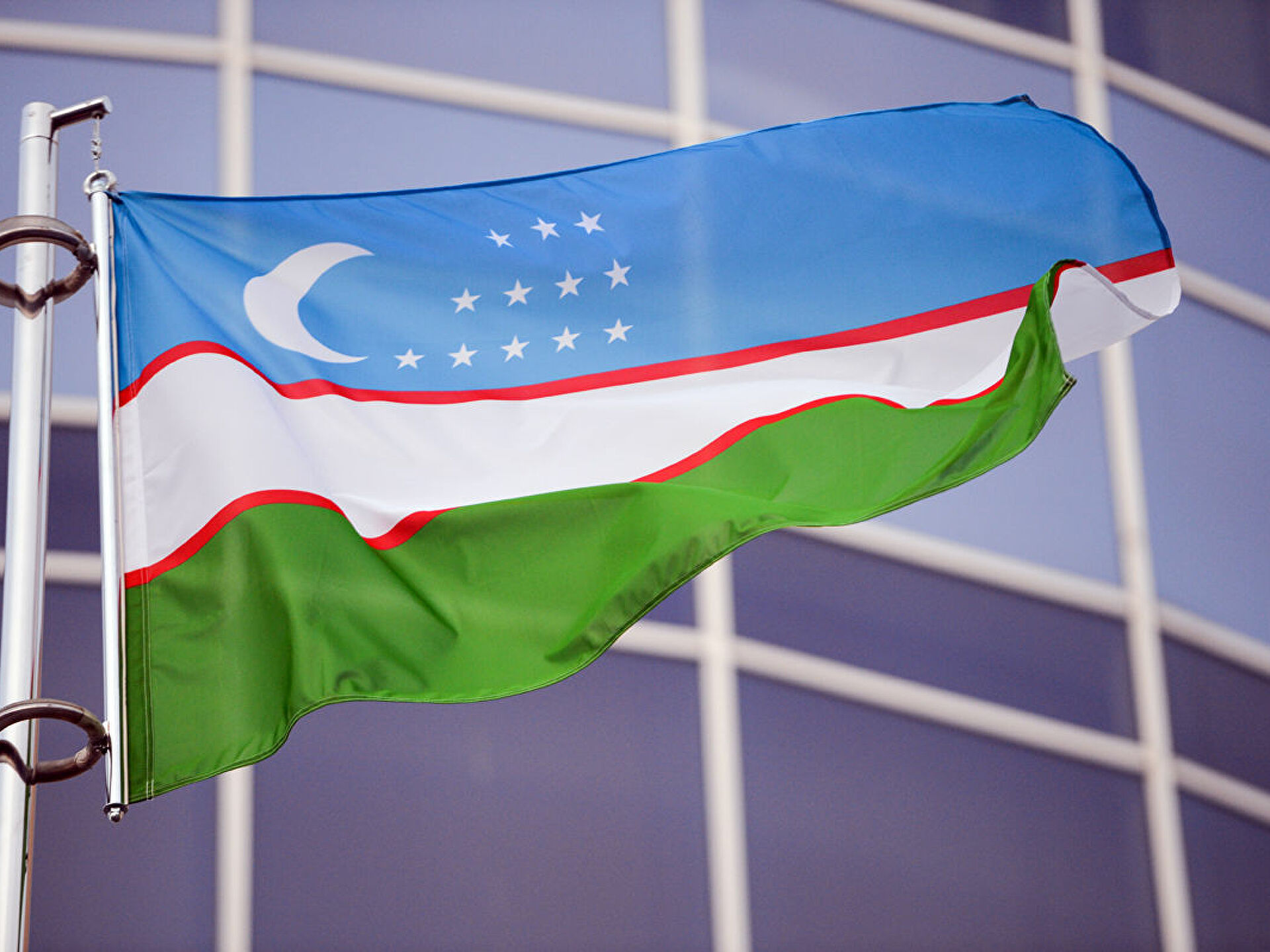 Международное рейтинговое агентство повысило прогноз кредитного рейтинга Узбекистана
