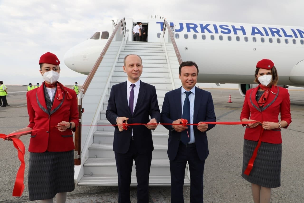 Turkish Airlines выполнила первый рейс из Стамбула в Фергану