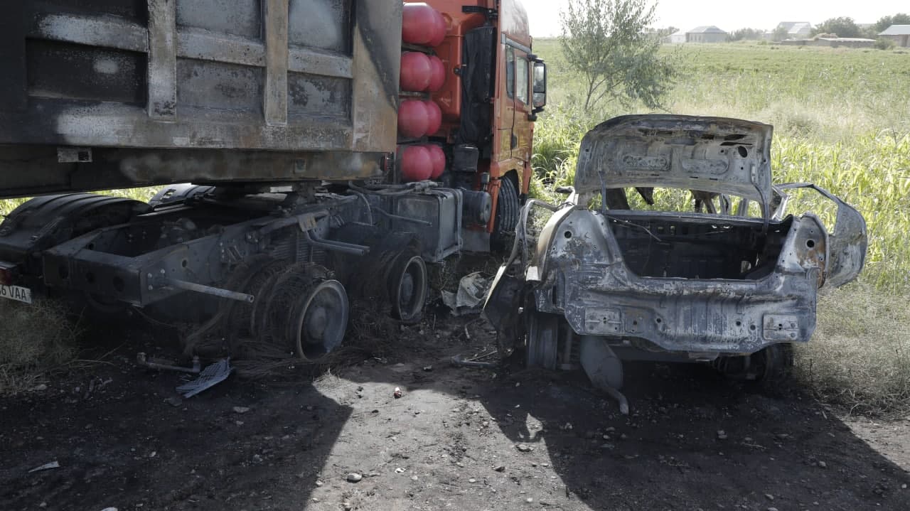 В Сурхандарьинской области в результате ДТП загорелась Nexia: есть погибшие