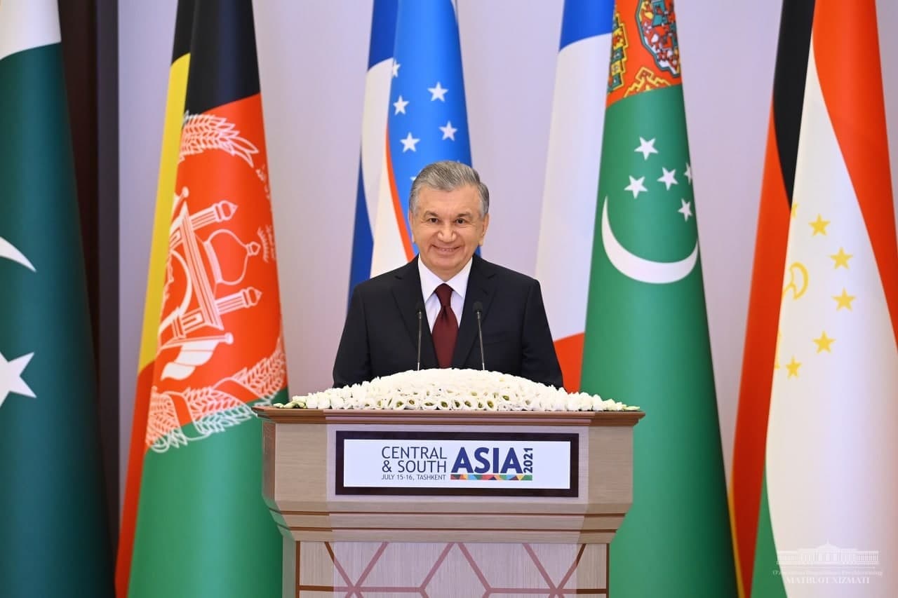 Шавкат Мирзиёев выступил с речью на международной конференции