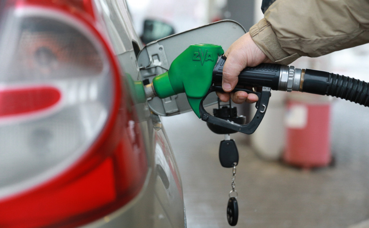 В Узбекистане снова повысились цены на бензин