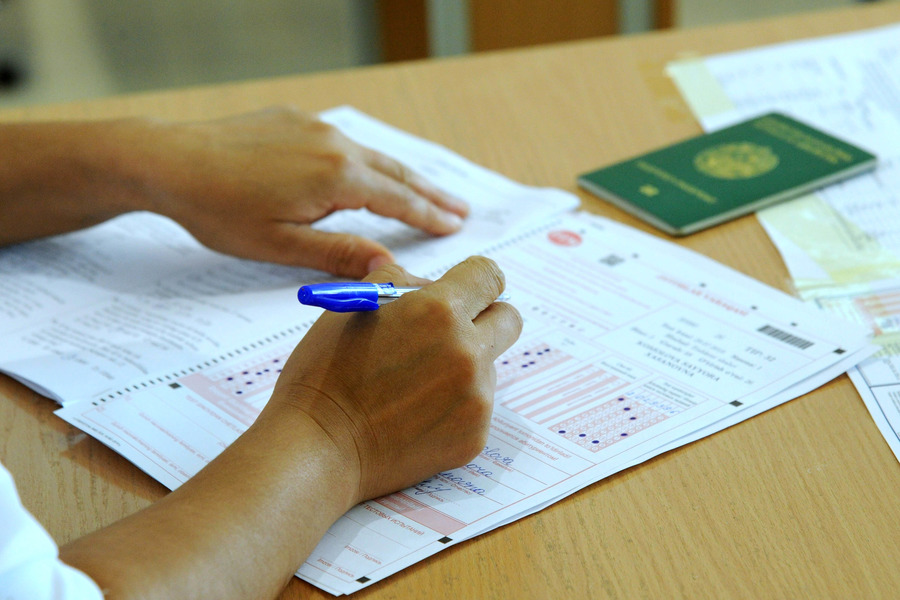 Стало известно, как в Узбекистане пройдет первый этап вступительных экзаменов в президентские школы