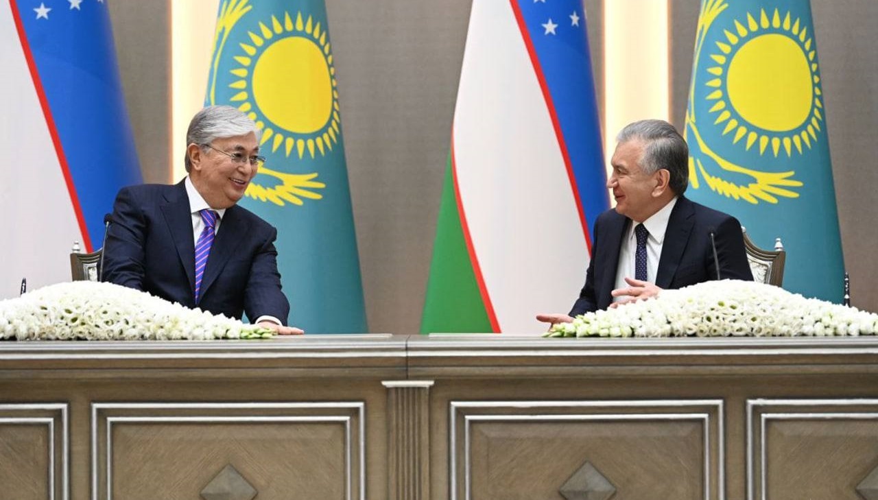 «Мы будем строить общее будущее»: Узбекистан и Казахстан стали союзниками