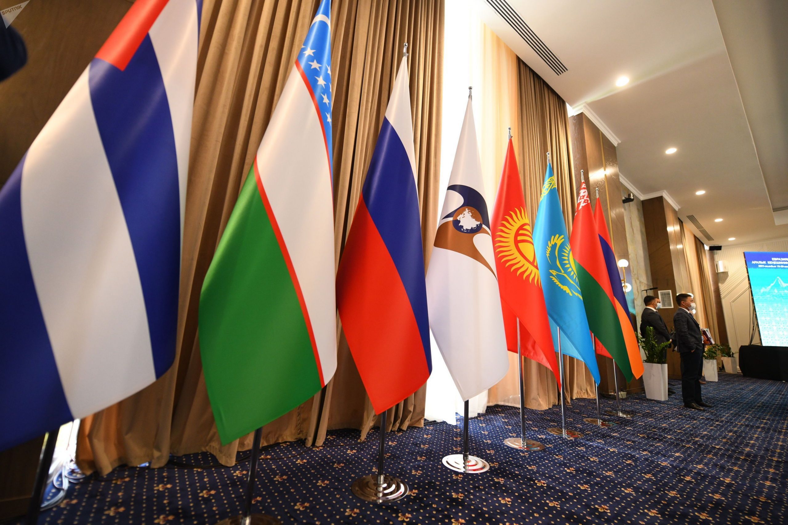 Узбекистан стремится к развитию транспортных коридоров со странами ЕАЭС