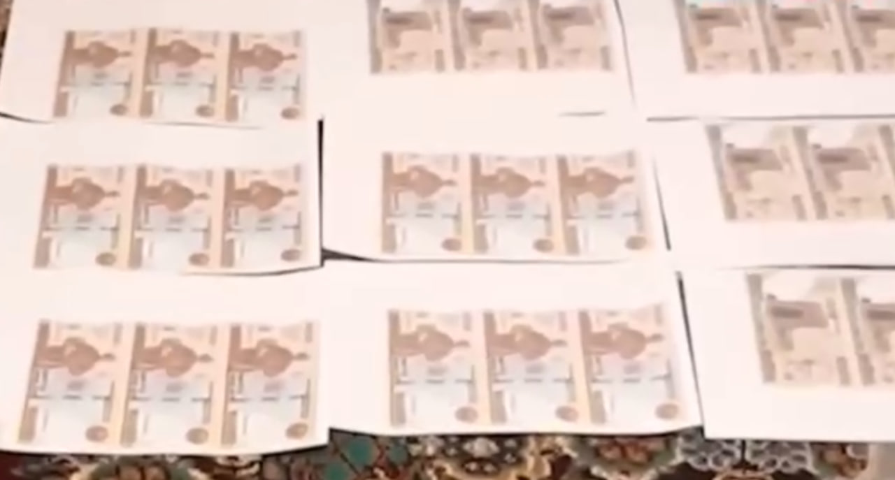 В Андижане мужчина пытался погасить долг в $100 тысяч с помощью липовых денег — видео