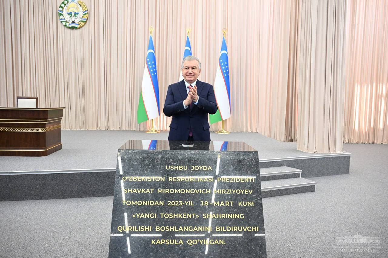 Мирзиёев дал старт строительству «Нового Ташкента» и принял участие в посадке деревьев для нового парка