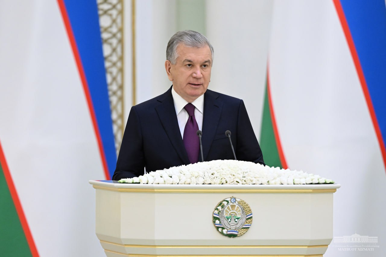 Президент поблагодарил узбекистанцев за участие в референдуме