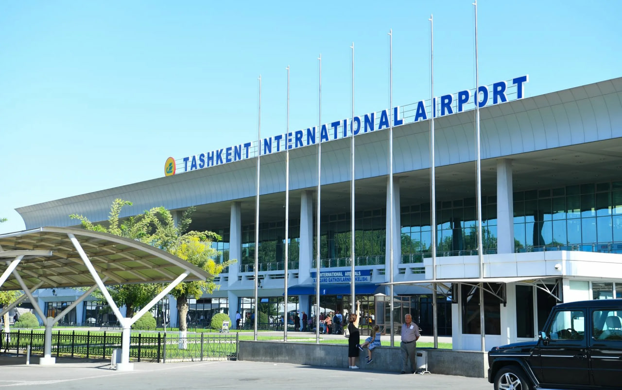 В Ташкенте мужчина напродавал поддельные авиабилеты на 250 млн сумов