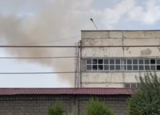 В Ташкенте произошел взрыв в цеху по производству медных труб — видео