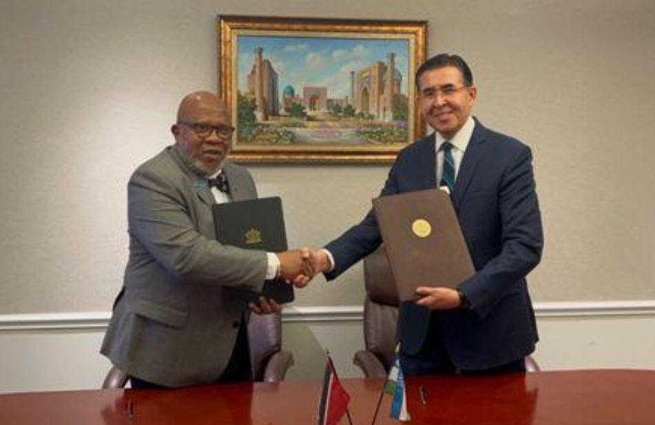 Узбекистан заключил дипломатические отношения с Тринидадом и Тобаго