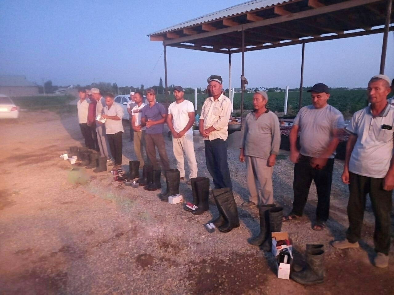 В Сурхандарье прокурор назвал фермера «свиньей» и избил сапогом