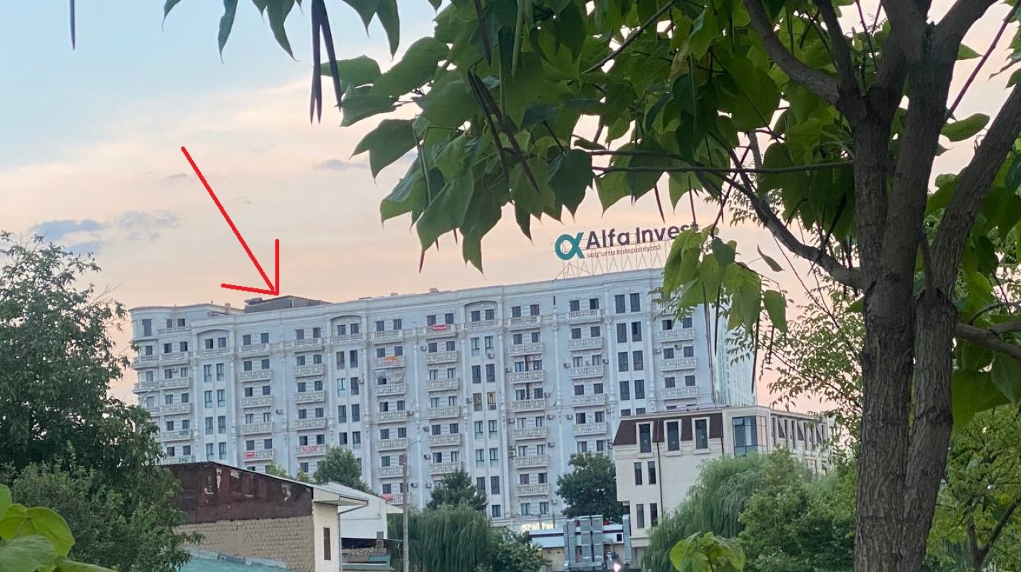 В Ташкенте оштрафовали гражданина, сделавшего пристройку на крыше 10-этажного дома