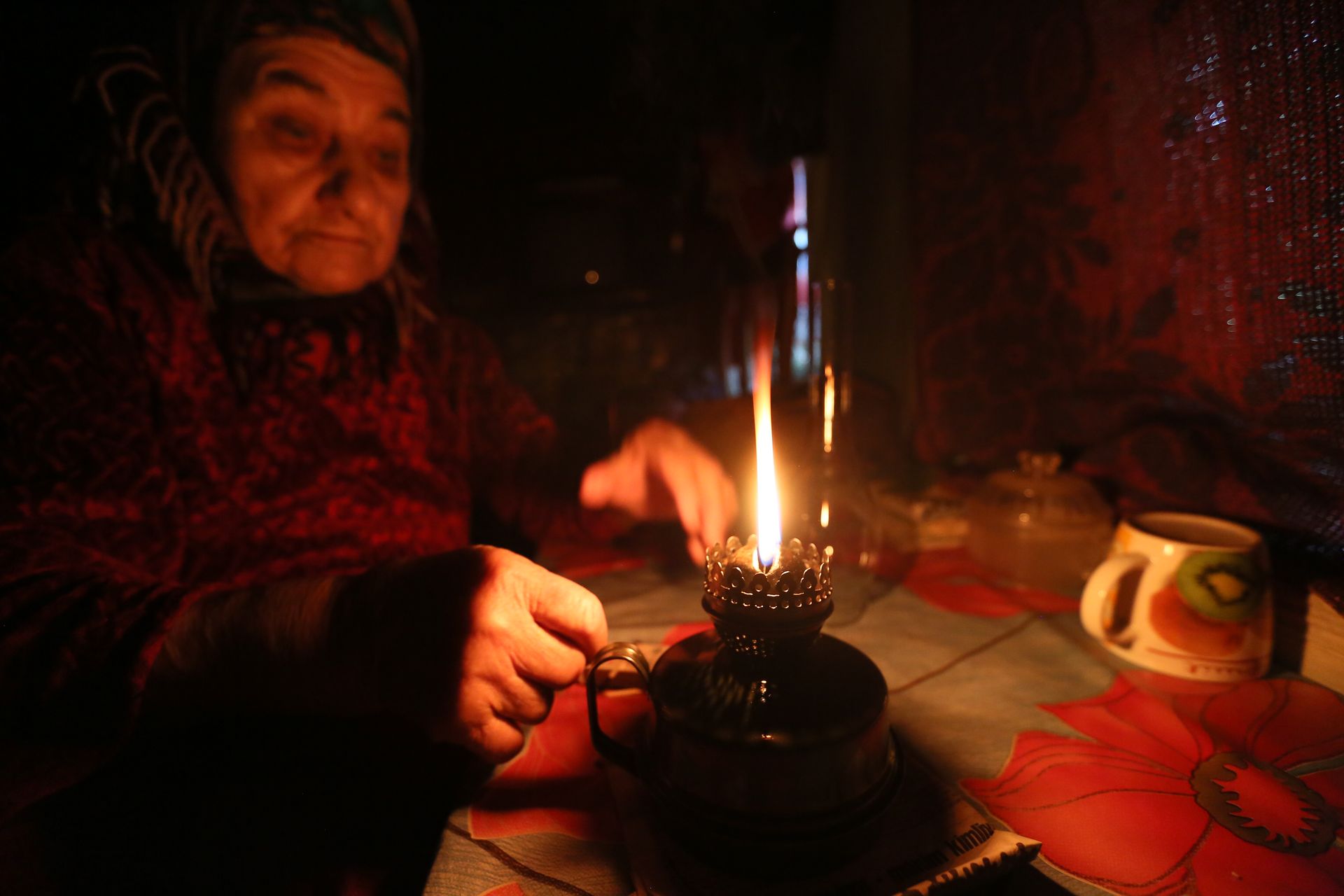 В двух районах Ташкента снова выключили свет